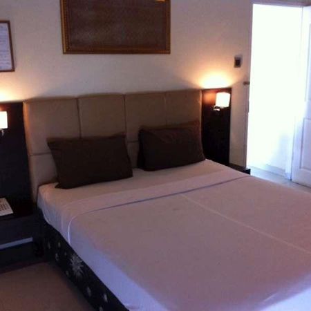 Hotel Gemilang Bandung Extérieur photo