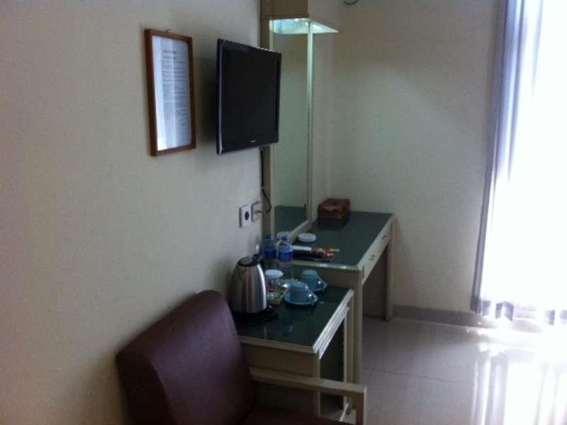 Hotel Gemilang Bandung Extérieur photo